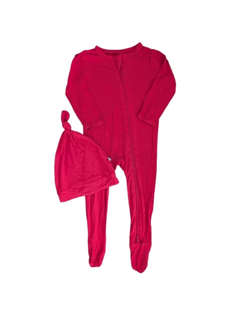 Kyte Footie Sleeper $ Knotted‎ Hat in Red | 6-12m